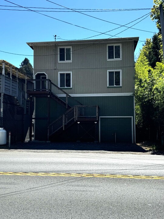 15873 River Rd in Guerneville, CA - Building Photo