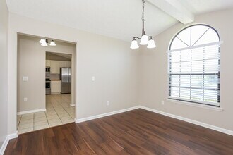 7609 Cinnamon Tea Ct in Jacksonville, FL - Foto de edificio - Building Photo