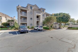 409 Harbour Point, Unit 102 in Virginia Beach, VA - Building Photo - Building Photo