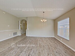 3135 Beaver Pond Trail in Valrico, FL - Foto de edificio - Building Photo