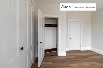 Private bedroom in 3 bed/1 bath Home in Boston, MA - Building Photo - Building Photo