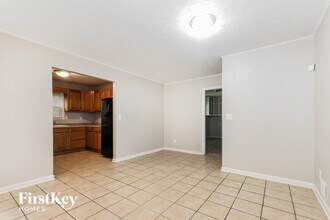 3400 Flat Shoals Rd in College Park, GA - Building Photo - Building Photo