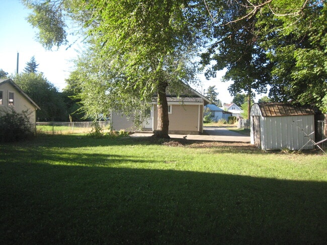1427 W Buckeye Ave in Spokane, WA - Building Photo - Building Photo