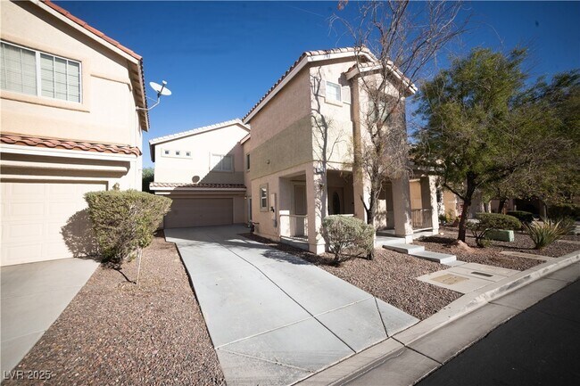 1720 Dark Wolf Ave in Las Vegas, NV - Building Photo - Building Photo