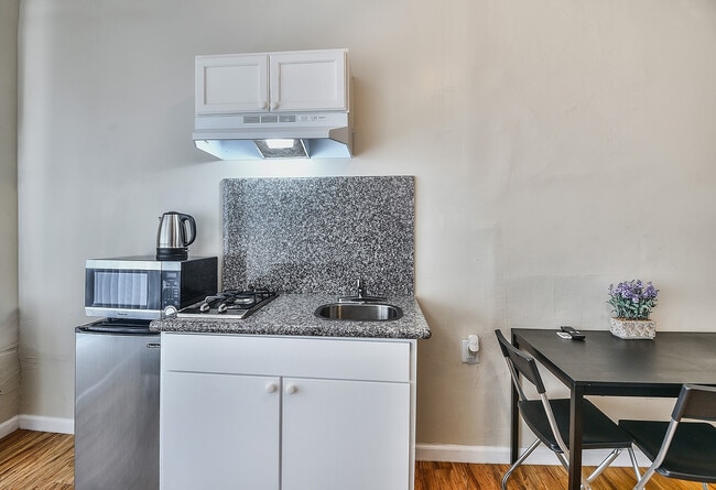 725 S Alvarado St in Los Angeles, CA - Building Photo - Building Photo