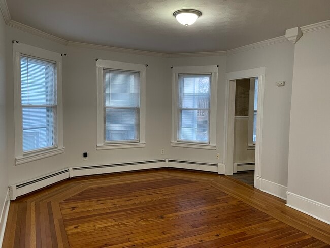 134 Monroe St, Unit 2 fl