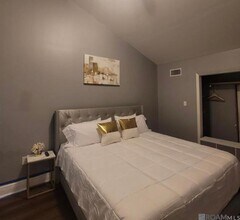 277 Chatsworth St in Baton Rouge, LA - Foto de edificio - Building Photo