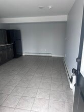 51 Cove View Ln, Unit A8 in Rhinebeck, NY - Building Photo - Building Photo