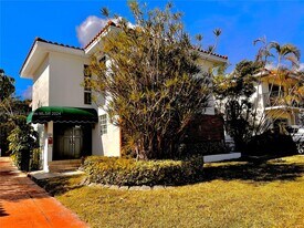 3130 S Le Jeune Rd in Coral Gables, FL - Building Photo