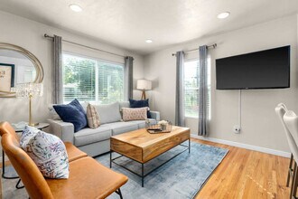 2978 S Imperial St in Salt Lake City, UT - Building Photo - Building Photo