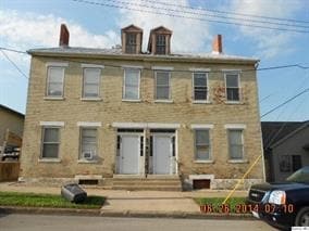 718-720 Kentucky St in Quincy, IL - Building Photo