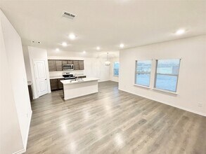 1125 Silver Maple Ln in Royse City, TX - Foto de edificio - Building Photo