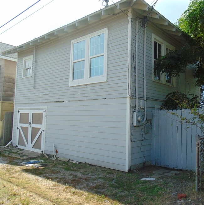 property at 5113 Avenue O 1/2