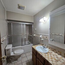 2095 N Heights Ave in Batesville, AR - Building Photo - Building Photo