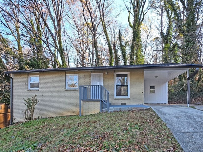 2332 Baywood Dr SE in Atlanta, GA - Building Photo - Building Photo