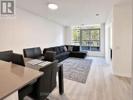 3270 Sheppard Ave E in Toronto, ON - Building Photo