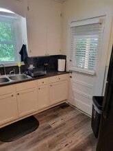 305 Shawnee Trail in Henderson, TX - Building Photo - Building Photo