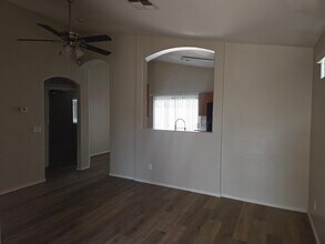 229 S 125th Ave in Avondale, AZ - Building Photo - Building Photo