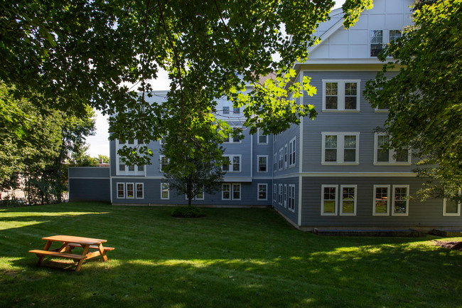 The Legacy at Arlington Center in Arlington, MA - Building Photo - Building Photo