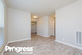 379 Dorr Dr in Goodlettsville, TN - Building Photo - Building Photo