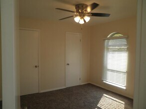 1417 Oakcrest Ave in Norman, OK - Building Photo - Building Photo