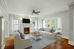 3038 N Maryland Ave in Milwaukee, WI - Building Photo