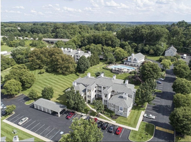 Stonington Farm Apartments