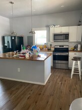 221 S Main St in Bonham, TX - Building Photo - Building Photo