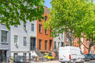 180 Carlton Avenue in Brooklyn, NY - Building Photo