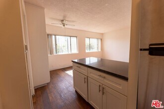 275 Lucas Ave in Los Angeles, CA - Building Photo - Building Photo