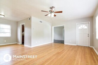1354 Whitacre Dr in Clearwater, FL - Building Photo - Building Photo
