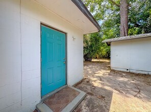 2016 Holmes St in Tallahassee, FL - Building Photo - Building Photo