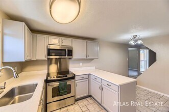 5828 S Pearl St in Centennial, CO - Building Photo - Building Photo