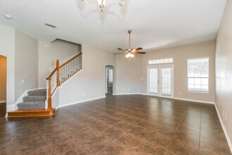 741 Indigo Run Dr in Jacksonville, FL - Foto de edificio - Building Photo