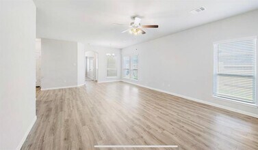 10314 Birch Peak Dr in Iowa Colony, TX - Building Photo - Building Photo