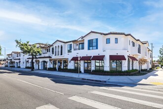 MODERNO La Granada Northridge in Granada Hills, CA - Building Photo - Building Photo