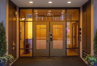 2021 1st Ave Unit G14 in Seattle, WA - Building Photo - Building Photo
