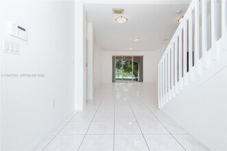 2398 SW 132nd Terrace in Miramar, FL - Foto de edificio - Building Photo