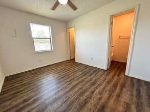 4618 Erskine St in Lubbock, TX - Building Photo - Building Photo