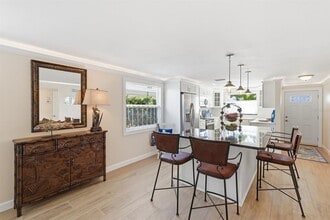 573 Spanish Dr N in Longboat Key, FL - Building Photo - Building Photo