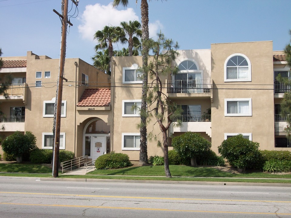 Harbor Gateway Apartments in Gardena, CA - Building Photo