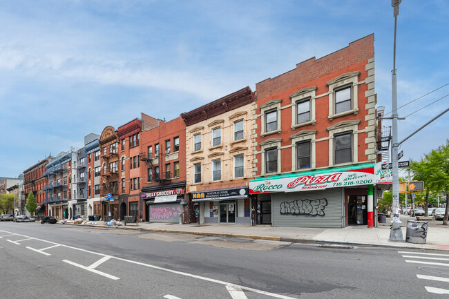 757 DeKalb Ave in Brooklyn, NY - Building Photo - Building Photo