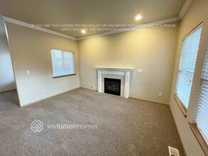 18006 Panorama Blvd E in Bonney Lake, WA - Foto de edificio - Building Photo