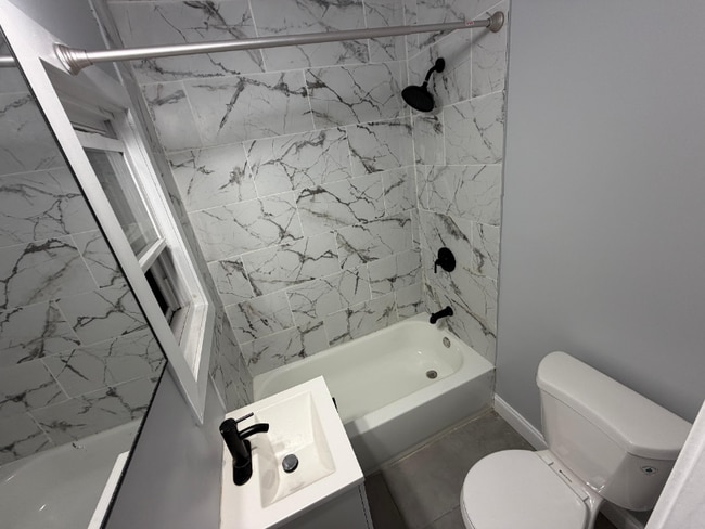 360-362-362 Peshine Ave in Newark, NJ - Building Photo - Building Photo