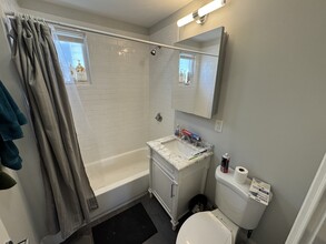 3 Hamilton Rd, Unit PH in Somerville, MA - Building Photo - Building Photo