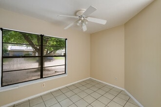 9726 Hidden Cross in San Antonio, TX - Building Photo - Building Photo