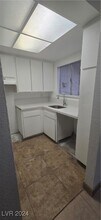 2333 Wooster Cir in Las Vegas, NV - Building Photo - Building Photo