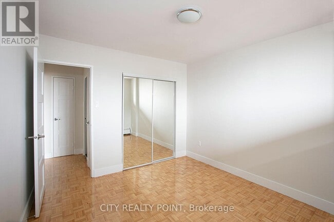 property at 666-666 Spadina Ave.