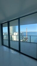 3131 NE 7th Ave, Unit 0011 in Miami, FL - Building Photo - Building Photo