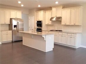 891 Sunset Park Dr in Suwanee, GA - Building Photo - Building Photo